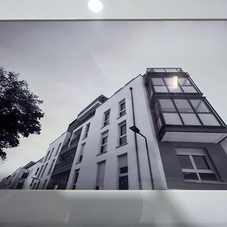 Chambre Privee Dans Un Appartement A 37 Min De Champs Elysees Сартрувил Екстериор снимка