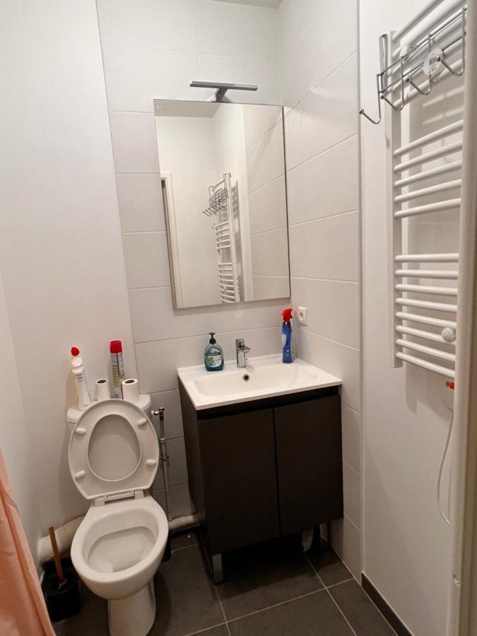 Chambre Privee Dans Un Appartement A 37 Min De Champs Elysees Сартрувил Екстериор снимка