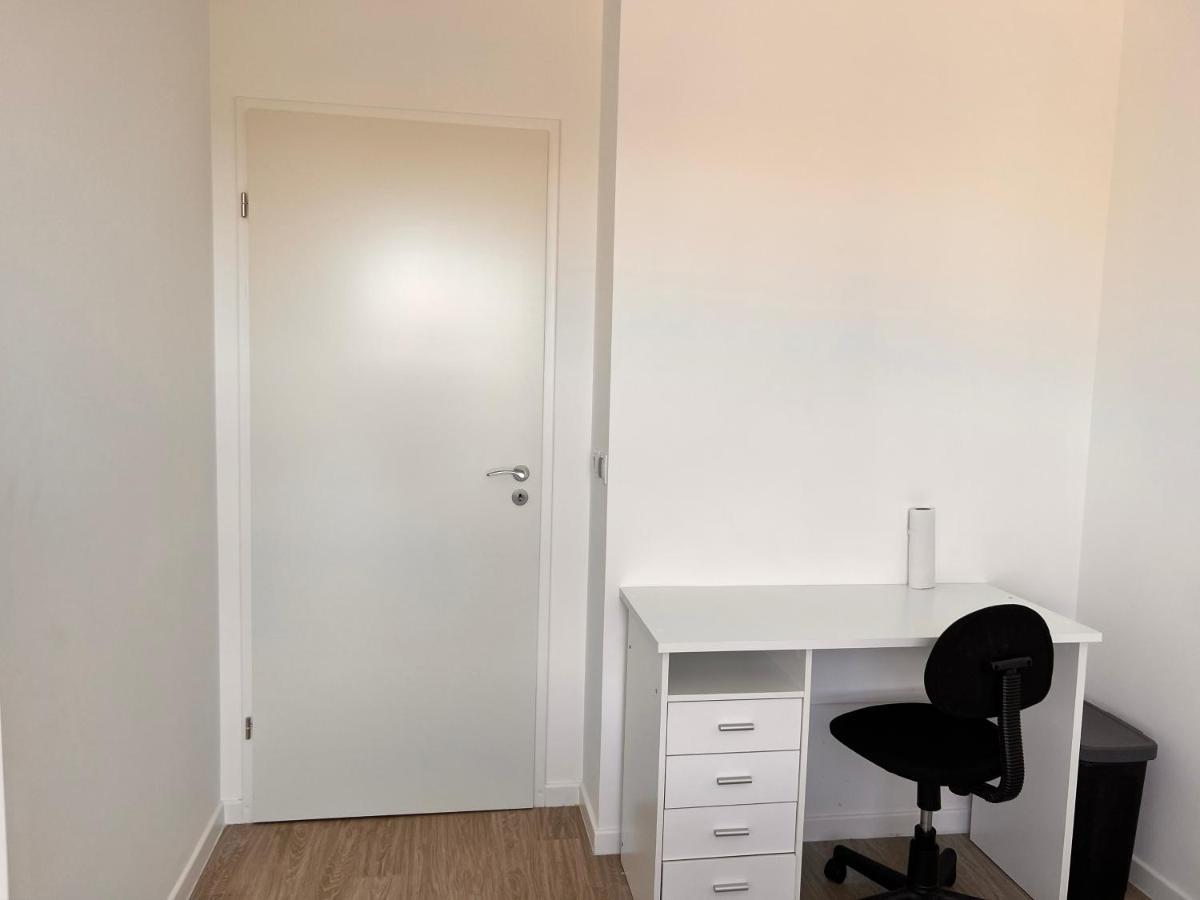 Chambre Privee Dans Un Appartement A 37 Min De Champs Elysees Сартрувил Екстериор снимка