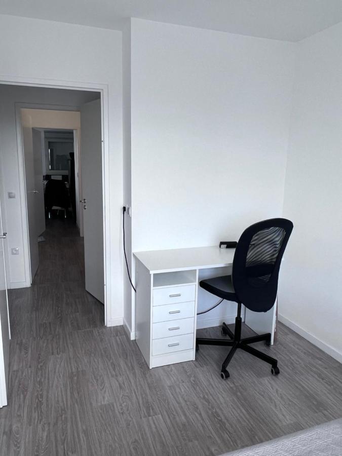 Chambre Privee Dans Un Appartement A 37 Min De Champs Elysees Сартрувил Екстериор снимка